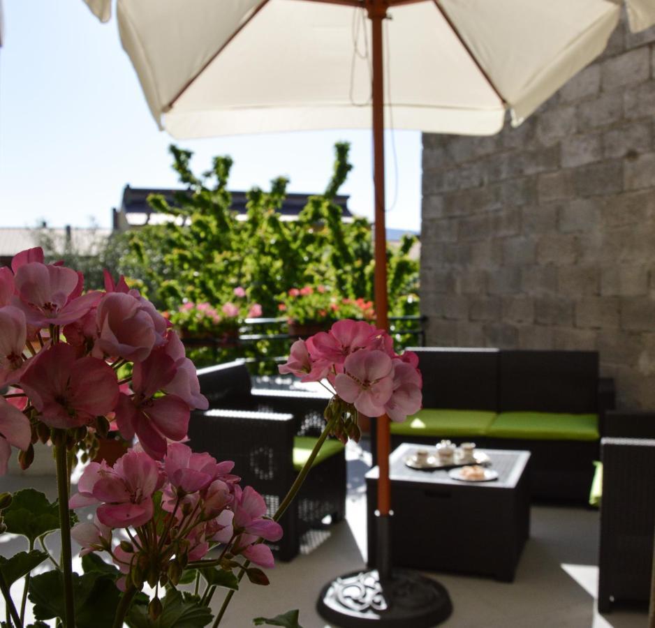 فوني B&B La Genziana المظهر الخارجي الصورة