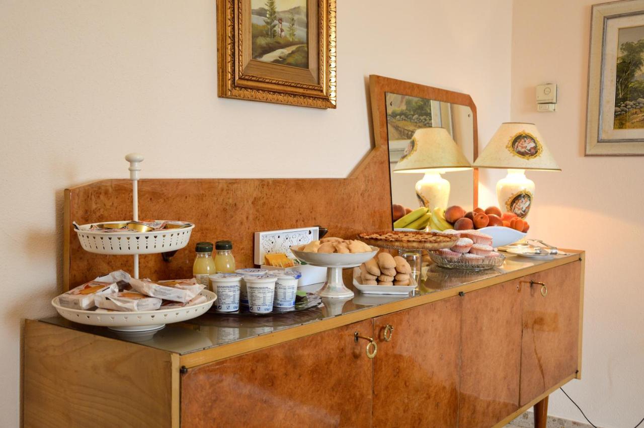 فوني B&B La Genziana المظهر الخارجي الصورة
